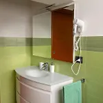 Roggetta Oda ve Kahvaltı 3*